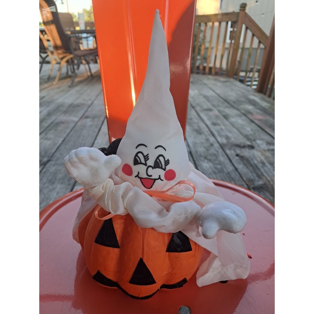 Vtg 90s  ghost pumpkin Halloween figurine 1992 used A2